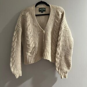 American Eagle Cream Cable Knit Cropped Cardigan Sweater Womens Medium